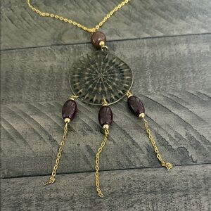 Elegant Gold and Brown Pendant Necklace